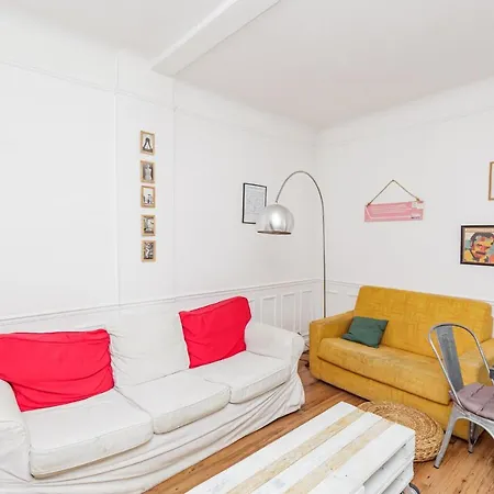 Apartment Nice Bright Apt In A Quiet Area In Paris